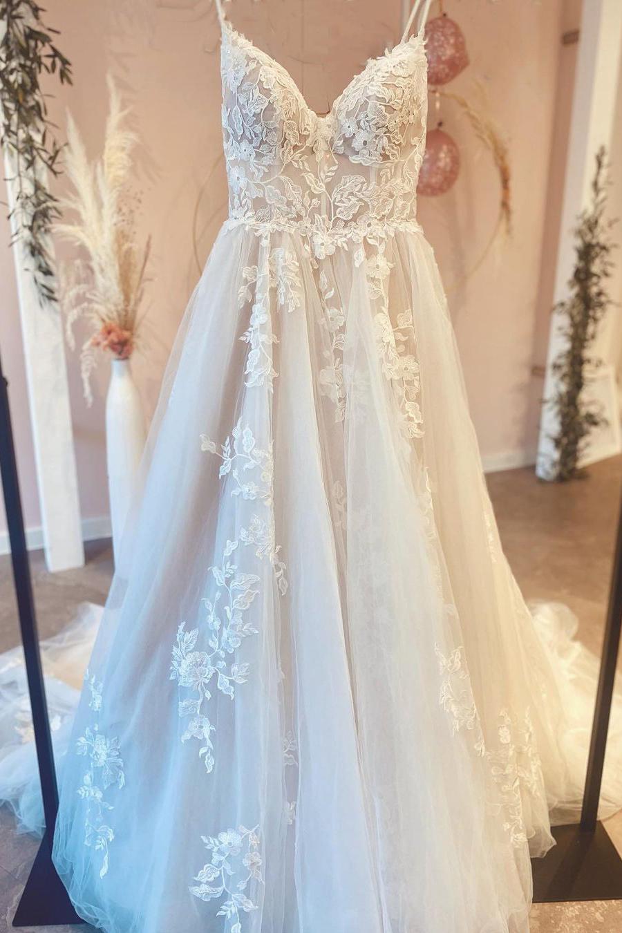 Vintage Spaghetti Straps A-Line Floor-length Wedding Dress With Train Appliques Lace-BallBride