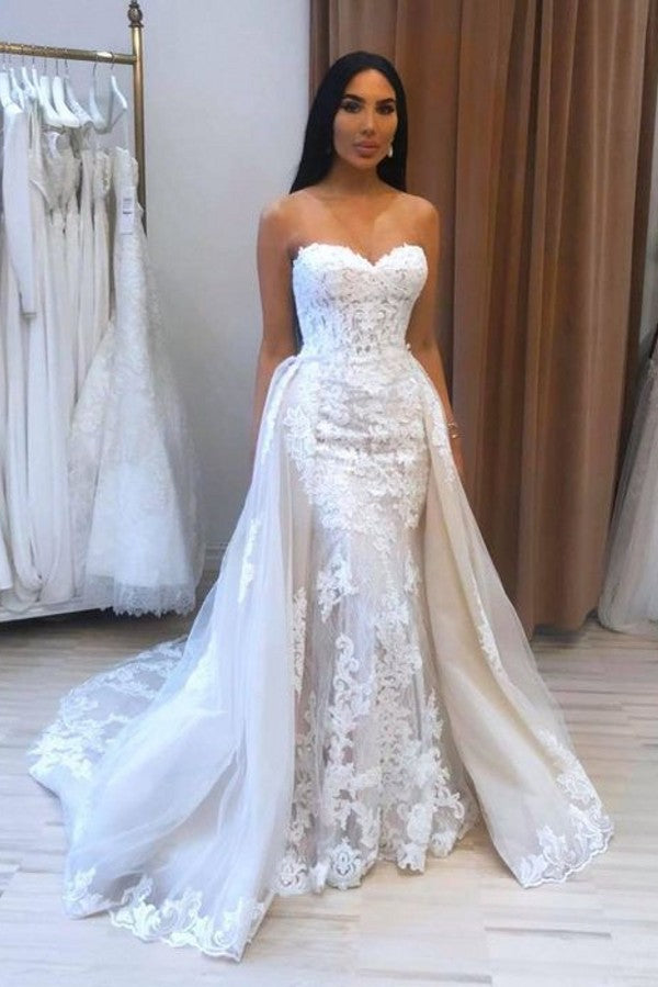 Vintage Sweetheart A-line Floor-length Tulle Wedding Dress With Appliques Lace-BallBride