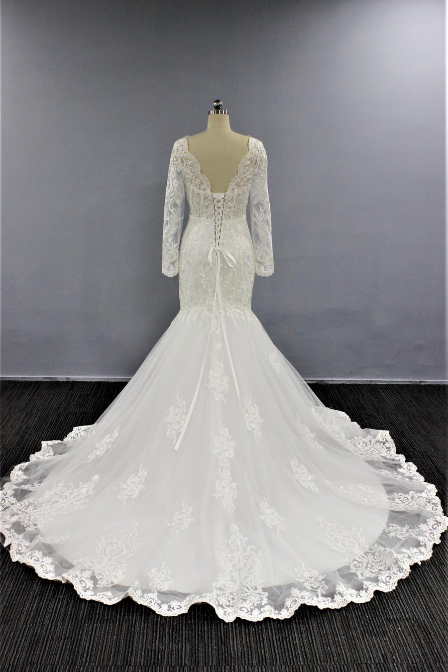 White Long Sleeves V Neck Tulle Wedding Dress Mermaid A Line With Appliques-BallBride